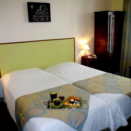 酒店 De La Baie 圣让莱托马