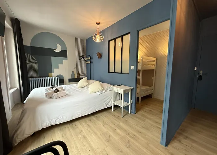 De La Baie Saint-Jean-le-Thomas