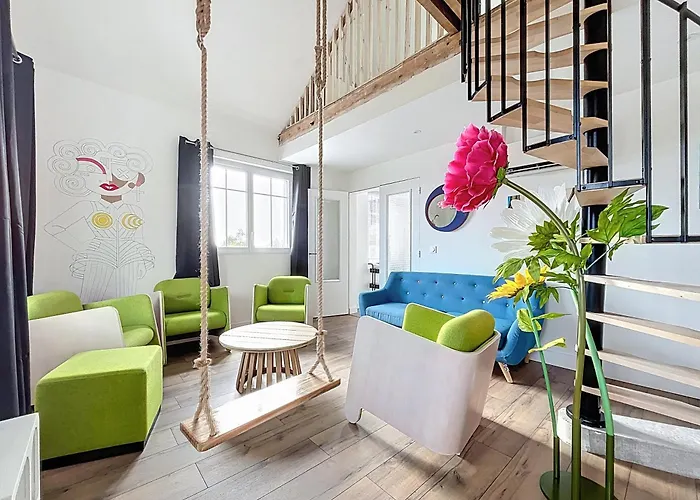 De La Baie Saint-Jean-le-Thomas