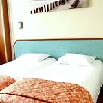 De La Baie Ξενοδοχείο 2*