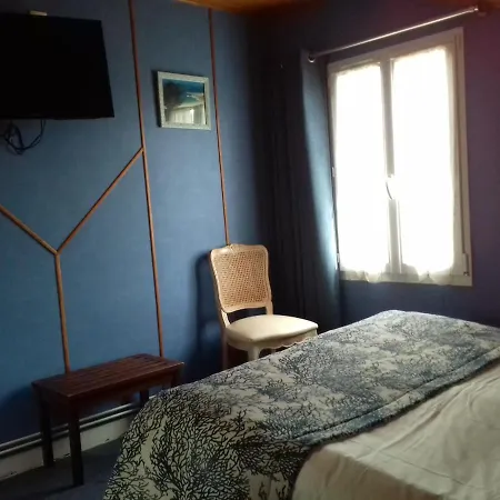 Szálloda Des Bains 2*