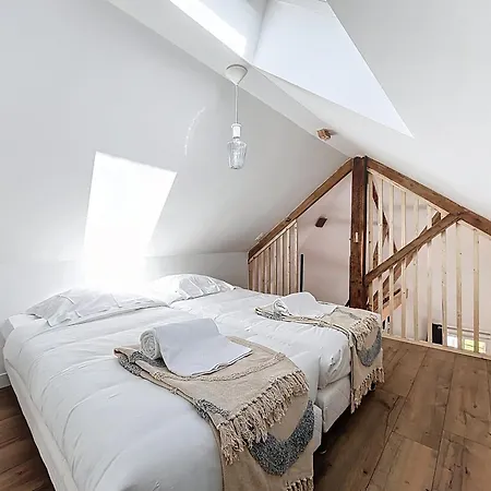 De La Baie 2* 생-장-르-토마