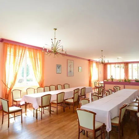 Des Bains Szálloda