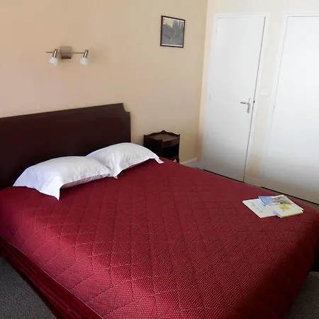 Appart Hotel De La Baie 2* Saint-Jean-le-Thomas