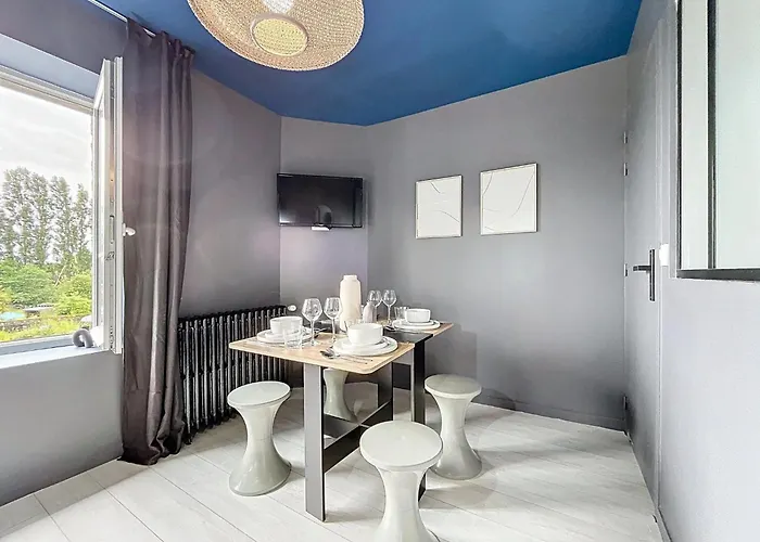 Restaurant Des Bains 2* Saint-Jean-le-Thomas