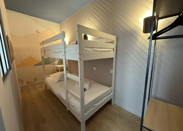 Restaurant Des Bains Saint-Jean-le-Thomas