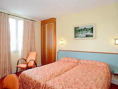 Hotel Restaurant Des Bains Saint-Jean-le-Thomas